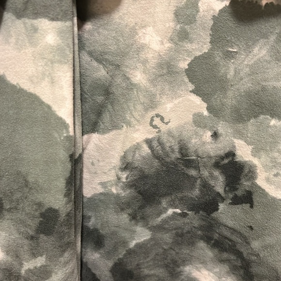Lululemon Savasana wrap sweater size 10 - Picture 2 of 8